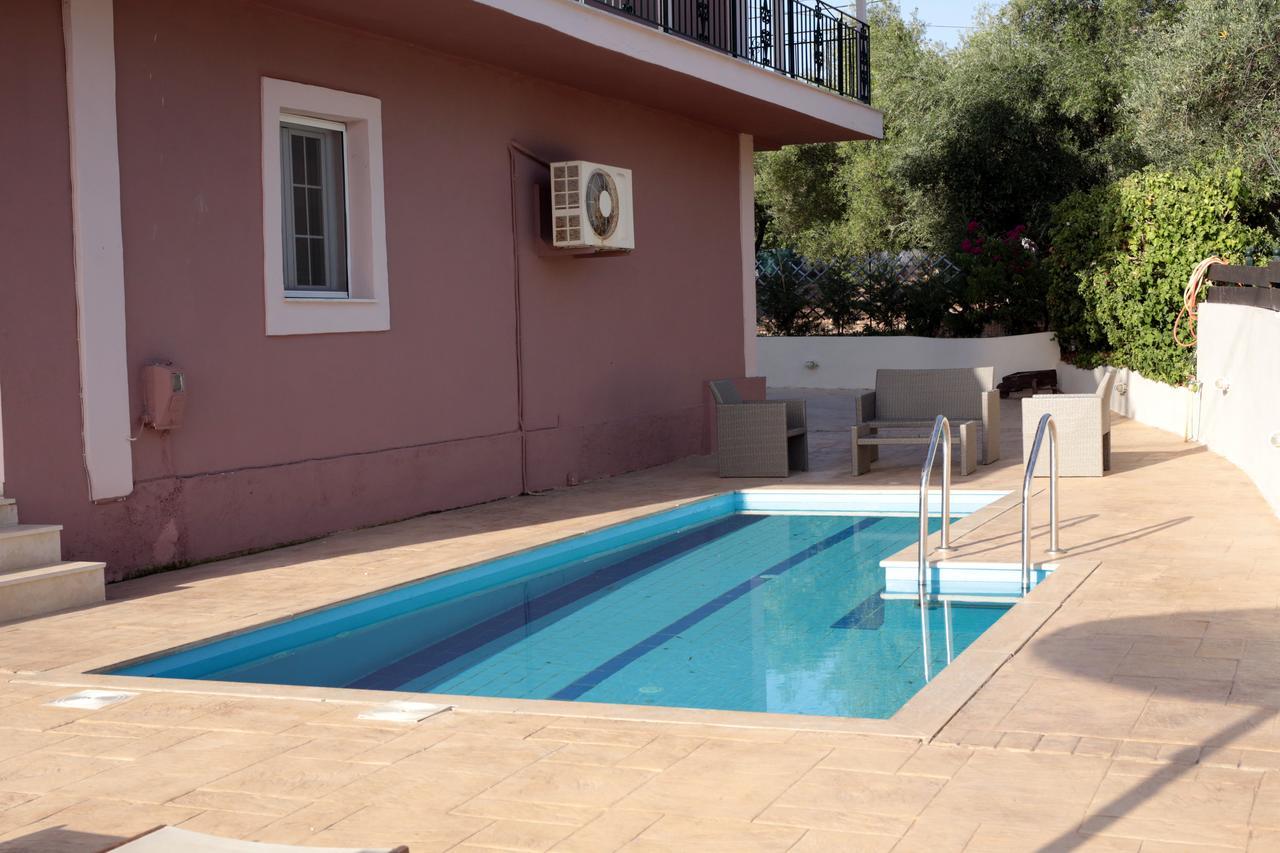 דירות ליקסורי Ionian Balcony מראה חיצוני תמונה