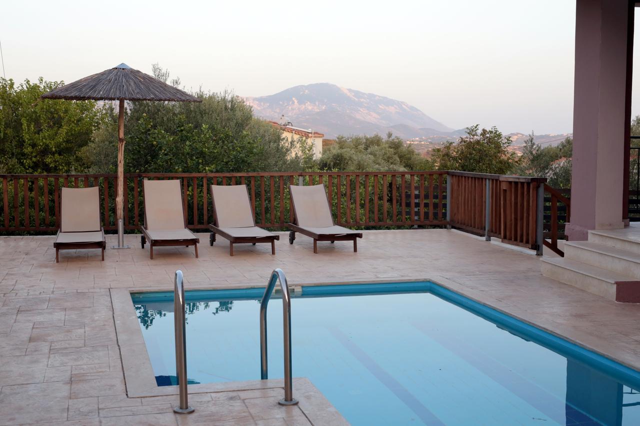 דירות ליקסורי Ionian Balcony מראה חיצוני תמונה
