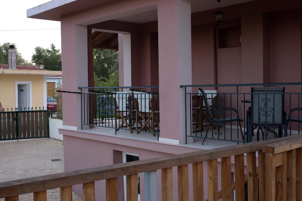 דירות ליקסורי Ionian Balcony מראה חיצוני תמונה