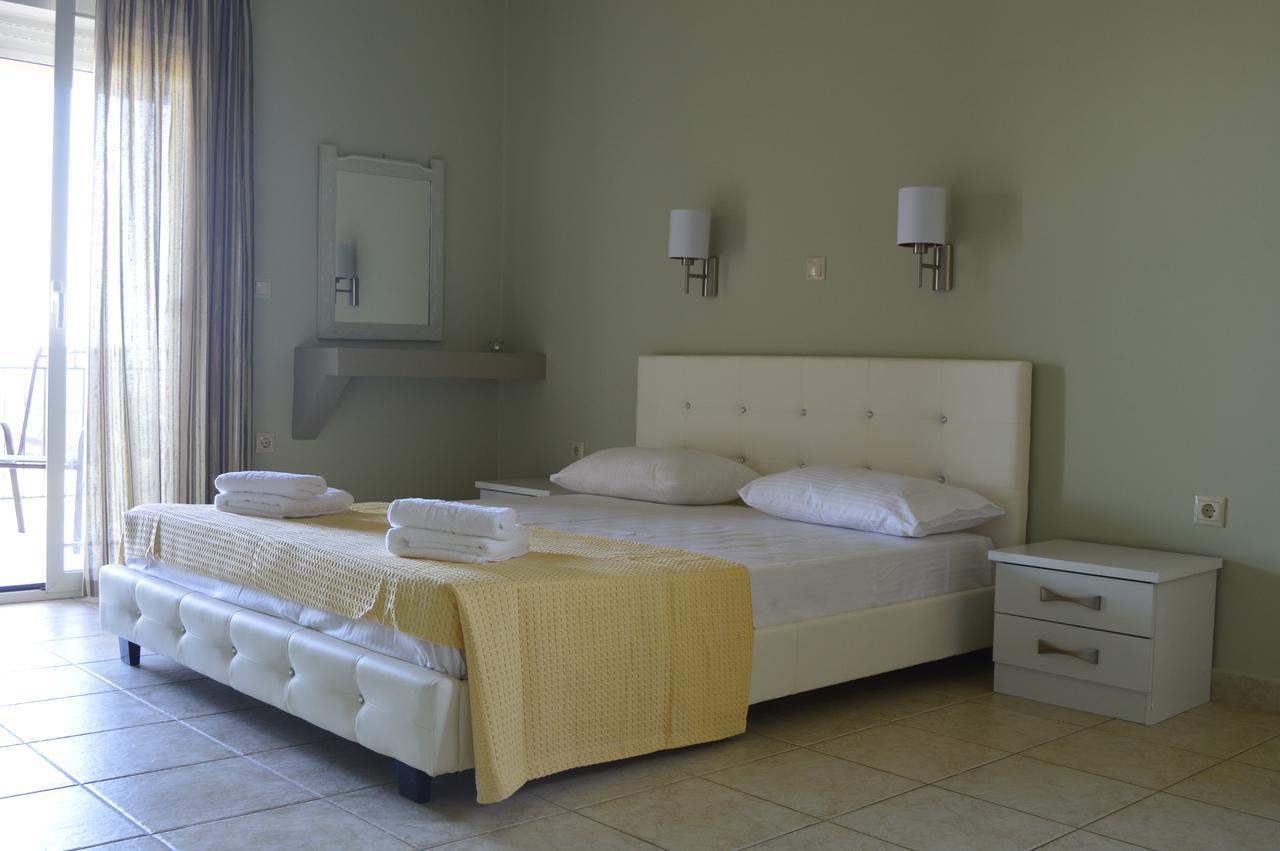דירות ליקסורי Ionian Balcony מראה חיצוני תמונה