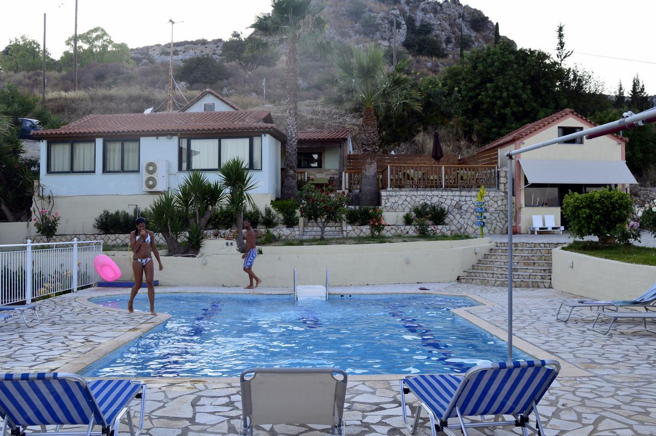 דירות ליקסורי Ionian Balcony מראה חיצוני תמונה
