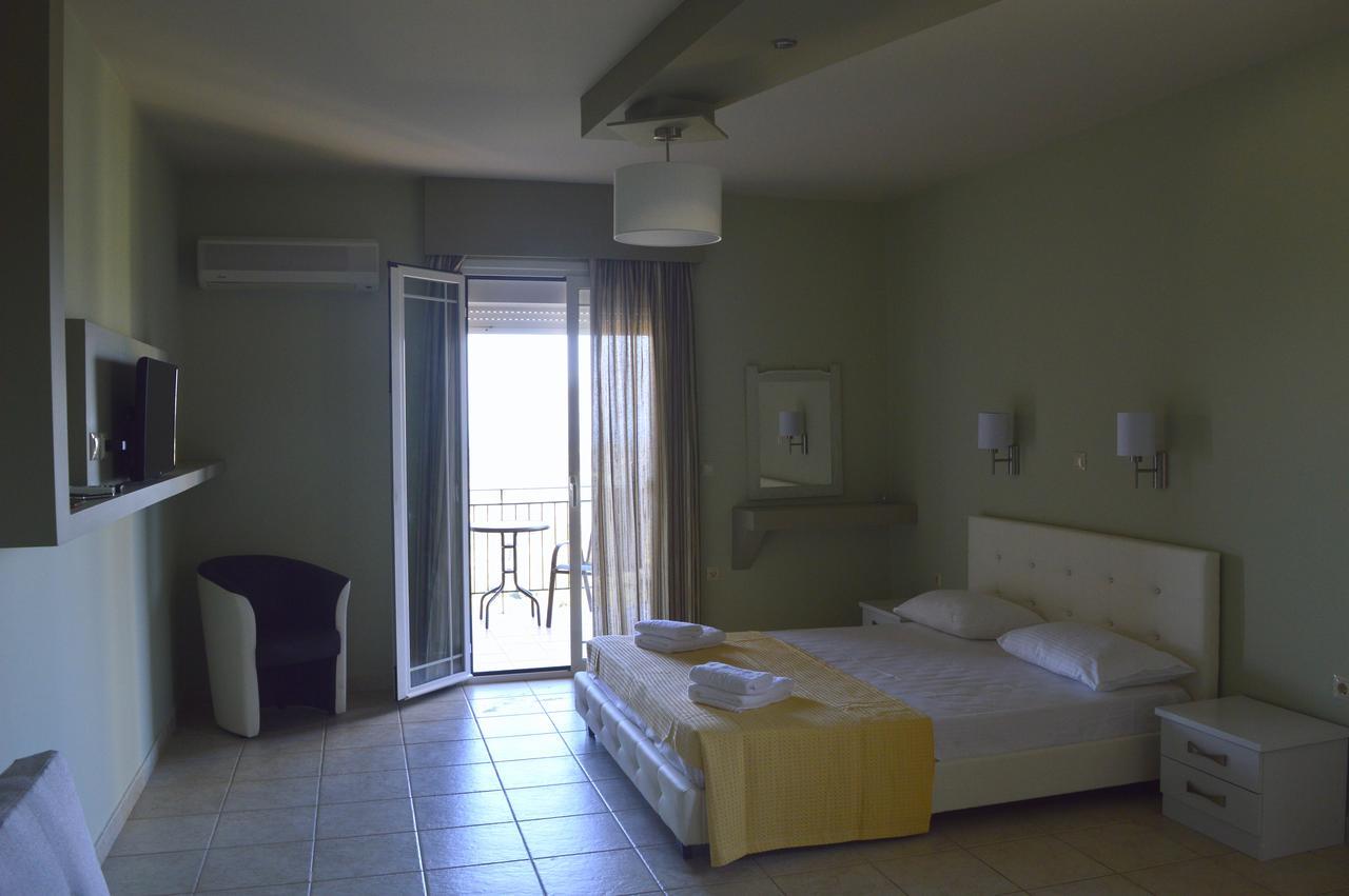 דירות ליקסורי Ionian Balcony מראה חיצוני תמונה
